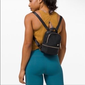 LULULEMON MINI BACKPACK LIKE NEW
